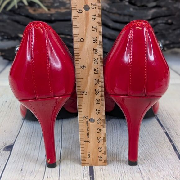 Simply Vera Vera Wang Stevie Red Patent Leather Pumps - Picture 5 of 11
